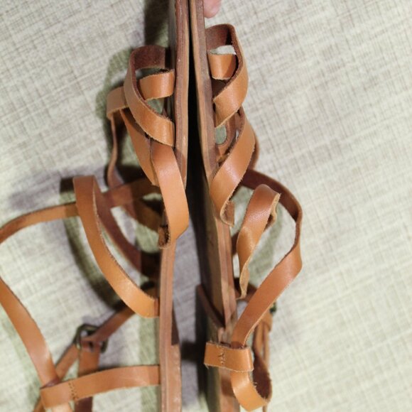 Zara Size 8.5 Strappy Brown Flat Sandals - Picture 2 of 4